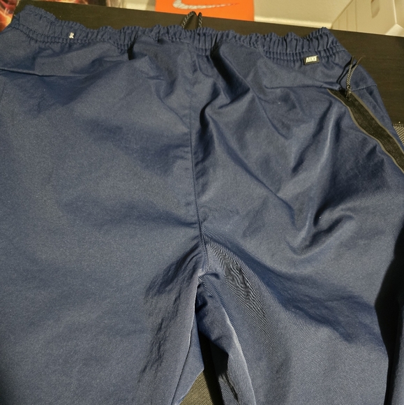Nike nylon joggers - Picture 2 of 3